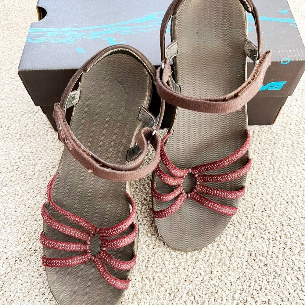 Teva Kayenta Hiking Sandals, size 10